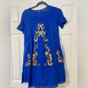 Brass & Roe dress women’s size Small